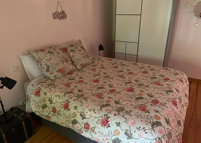 Апартаменты Confortable In Gers 32390 *